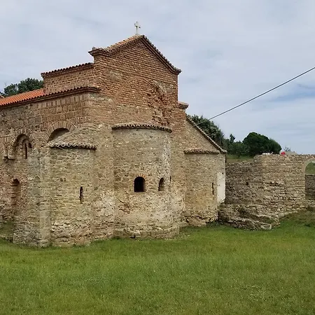 Reina 1 Lalzi Bay Lura 2 Apartamento